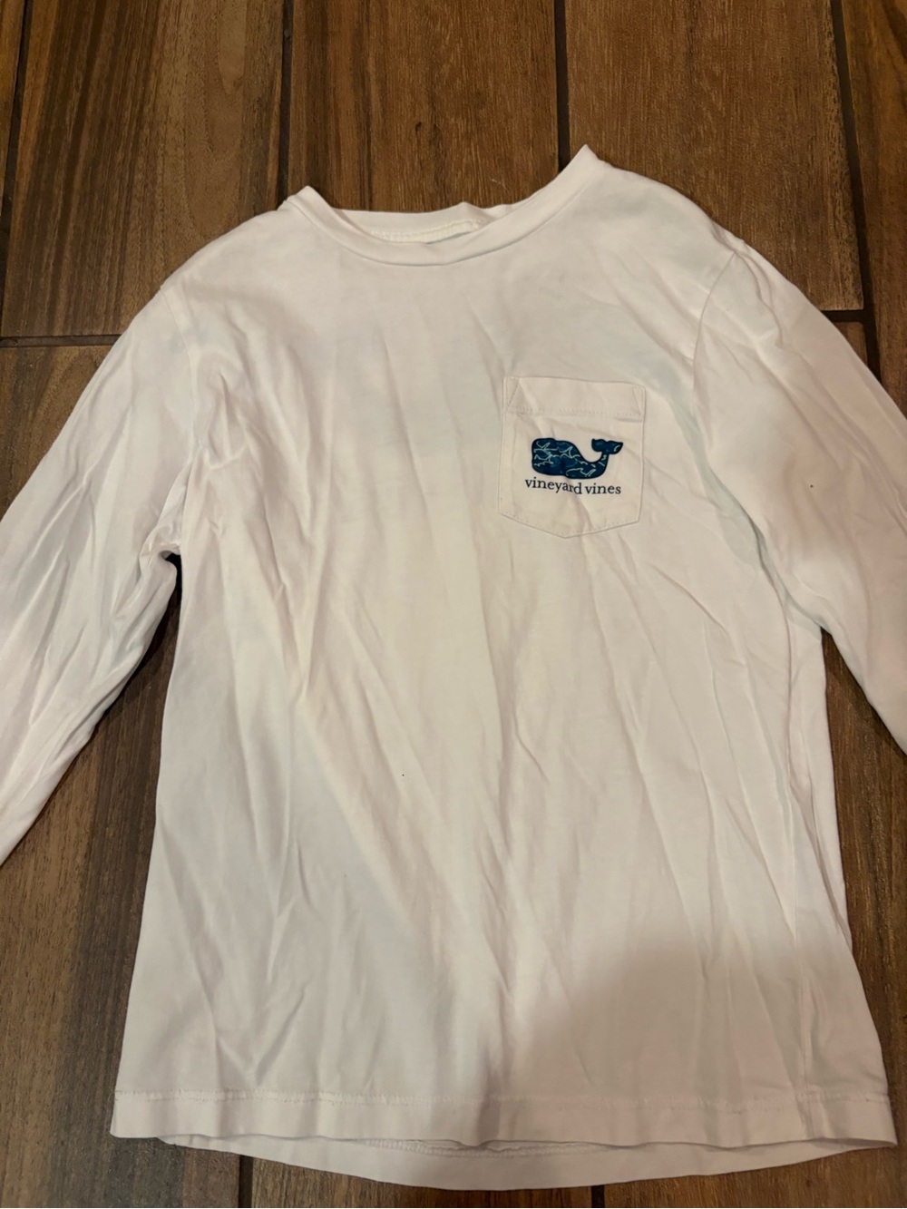 Vineyard Vines White Long Sleeve Pocket Shirt with Navy Whale